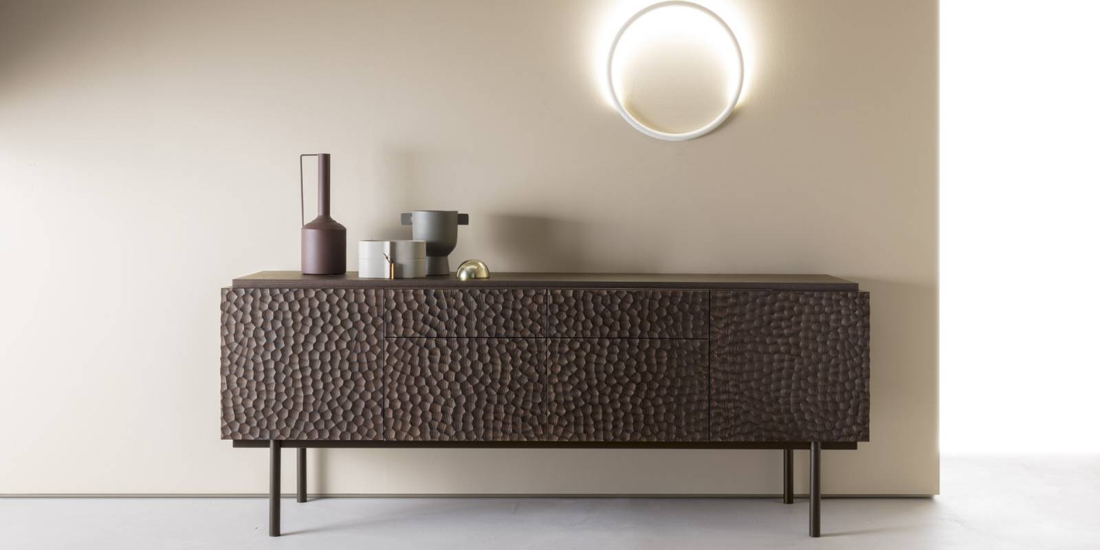 BAHUTS ET BAHUTS HAUTS