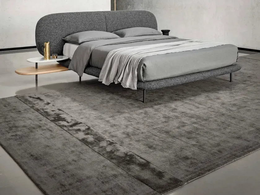 DEUX TISSAGES, DEUX ÉPAISSEURS ET DEUX MESURES